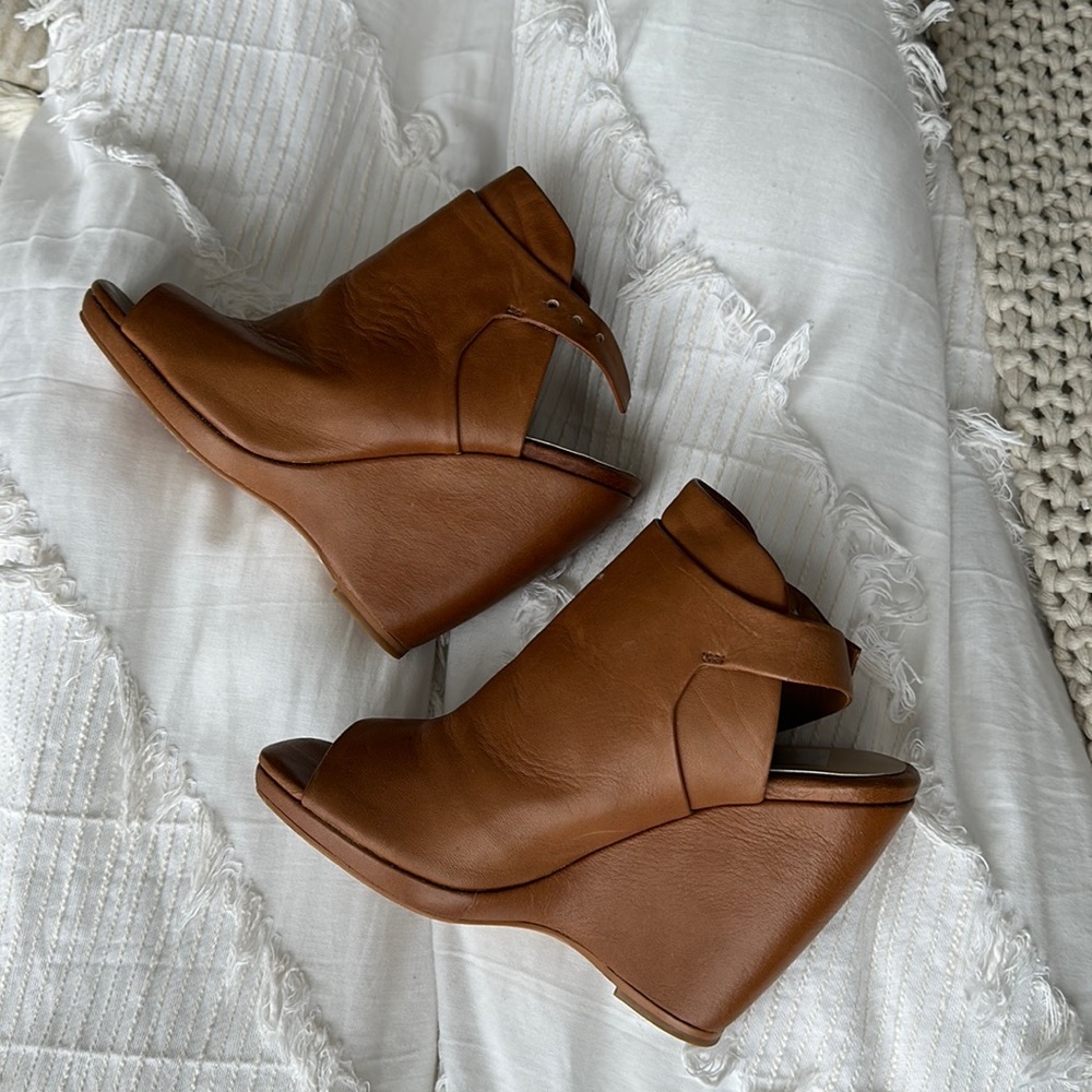 Dolce Vita Platform Wedge Heels!